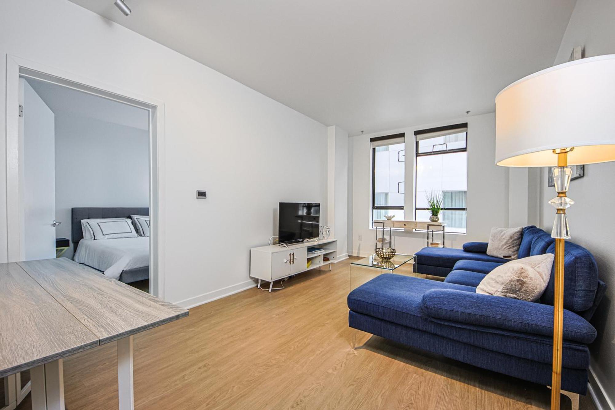 The Carlton- Modern-Luxury 2 Master Suites In Hrt Of Sm Steps To Ocean Ave ロサンゼルス エクステリア 写真