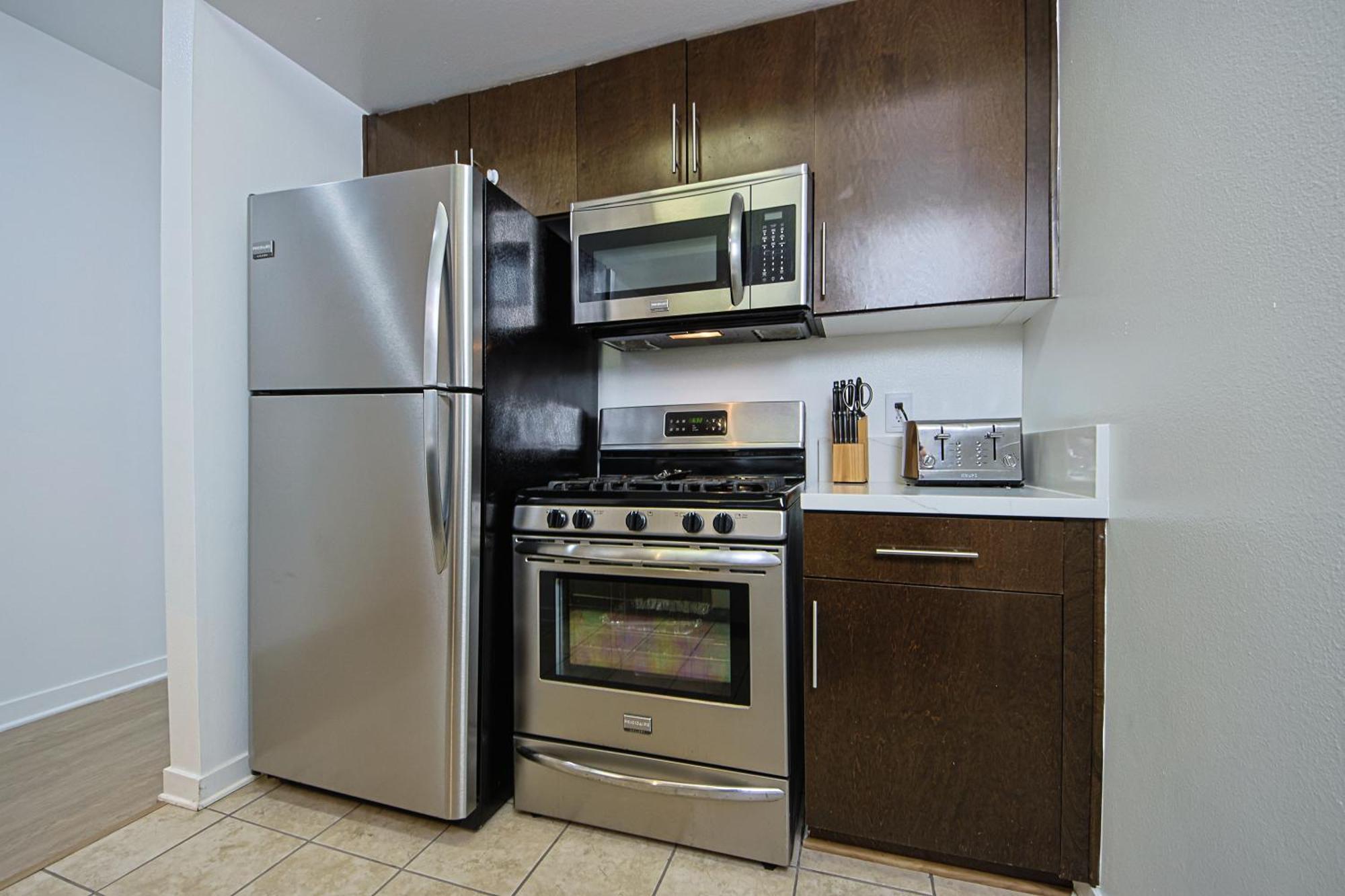 The Carlton- Modern-Luxury 2 Master Suites In Hrt Of Sm Steps To Ocean Ave ロサンゼルス エクステリア 写真